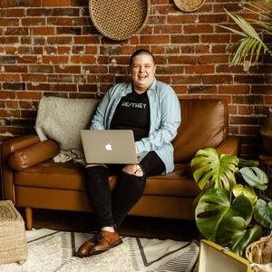 Meet your Posher, Beau